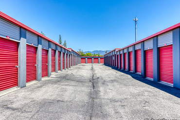 CubeSmart Self Storage - 210 W Bonnie View Dr Rialto, CA 92376
