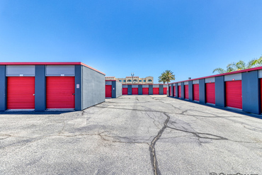 CubeSmart Self Storage - 210 W Bonnie View Dr Rialto, CA 92376