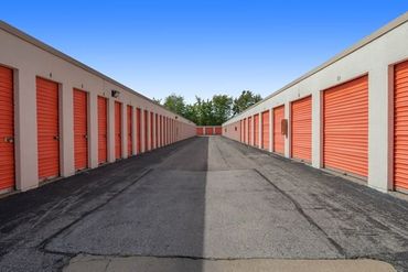 Public Storage - 1920 N Green River Rd Evansville, IN 47715