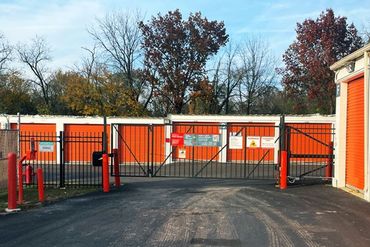 Public Storage - 28W650 Roosevelt Road Winfield, IL 60190