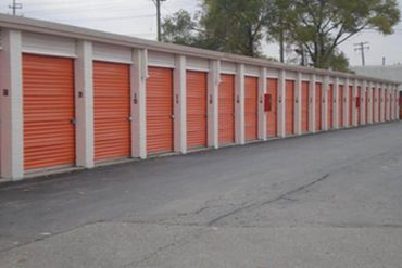 Public Storage - 12900 Newburgh Road Livonia, MI 48150
