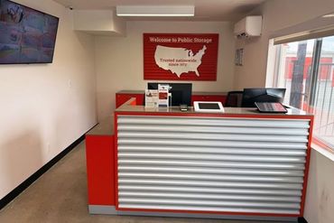 Public Storage - 12900 Newburgh Road Livonia, MI 48150