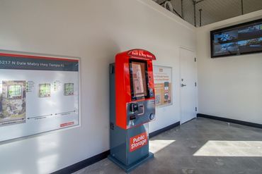 Public Storage - 16217 N Dale Mabry Hwy Tampa, FL 33618