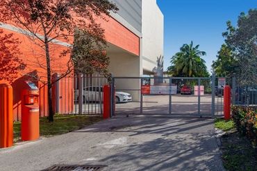 Public Storage - 300 NW 36th St Miami, FL 33127