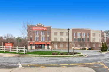 Public Storage - 230 W Village Dr Woodstock, GA 30188