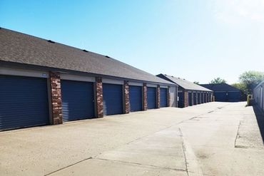 Public Storage - 13300 College Blvd Lenexa, KS 66210