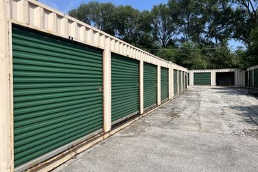 95th ST STORAGE - 2930 E 95th St Chicago, IL 60617