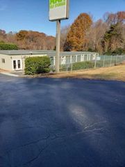 AAA Self Storage - 1545 Pleasant Ridge Road Greensboro, NC 27409