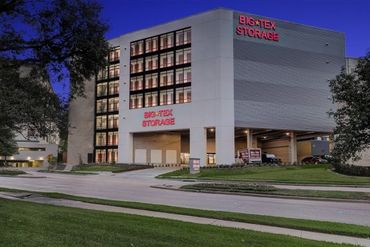 Big Tex Storage - 4944 Woodway Drive Houston, TX 77056