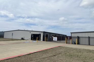 Castlerock Storage - Paris, TX - 2420 Farm Road 79 Paris, TX 75460