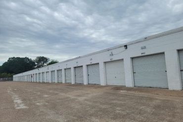 Champions Business Park Storage - 13335 Veterans Memorial Drive Houston, TX 77014