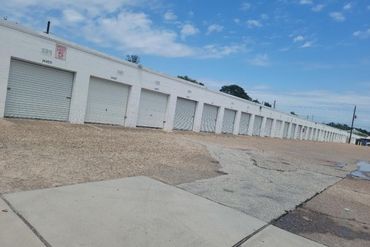 Champions Business Park Storage - 13335 Veterans Memorial Drive Houston, TX 77014