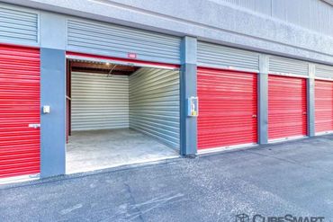 CubeSmart Self Storage - 1650 Crestdale Lane Las Vegas, NV 89144