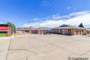 CubeSmart Self Storage - 1800 South Chambers Road Aurora, CO 80017