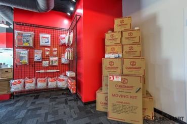 CubeSmart Self Storage - 2647 N Western Ave Chicago, IL 60647