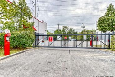 CubeSmart Self Storage - 8312 S South Chicago Ave Chicago, IL 60617