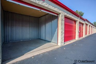 CubeSmart Self Storage - 10303 E Warren Ave Denver, CO 80247