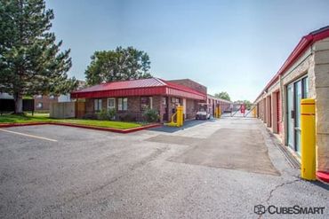 CubeSmart Self Storage - 10303 E Warren Ave Denver, CO 80247