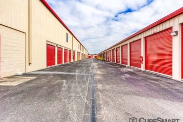 CubeSmart Self Storage - 12955 South Fwy Houston, TX 77047
