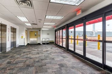 CubeSmart Self Storage - 8585 Touchton Road Jacksonville, FL 32216