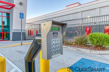 CubeSmart Self Storage - 7650 South Durango Drive Las Vegas, NV 89113