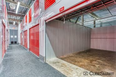 CubeSmart Self Storage - 163 6th Street Brooklyn, NY 11215