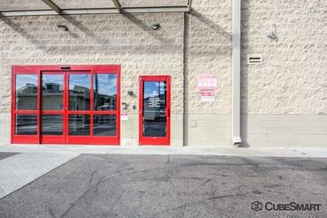 CubeSmart Self Storage - 533 E Dunlap Ave Phoenix, AZ 85020