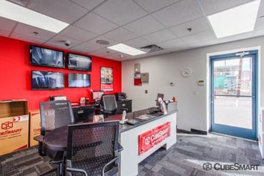 CubeSmart Self Storage - 533 E Dunlap Ave Phoenix, AZ 85020