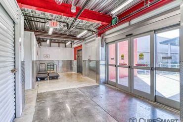 CubeSmart Self Storage - 4310 W Gandy Blvd Tampa, FL 33611