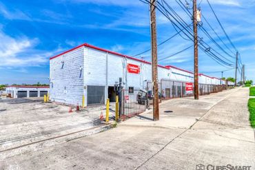 CubeSmart Self Storage - 4311 Samuell Boulevard Dallas, TX 75228