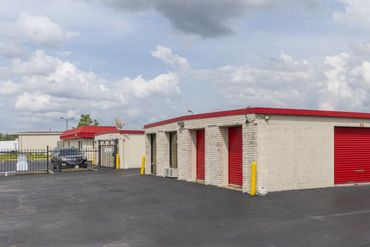 Devon Self Storage - 5141 American Way Memphis, TN 38115