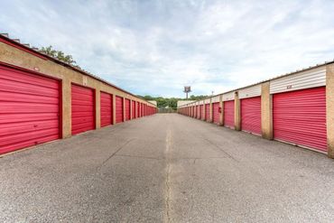Devon Self Storage - 3577 New Getwell Road Memphis, TN 38118