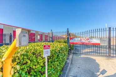 Devon Self Storage - 3577 New Getwell Road Memphis, TN 38118