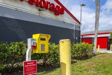 Devon Self Storage - 2190 Florida 70 Okeechobee, FL 34972