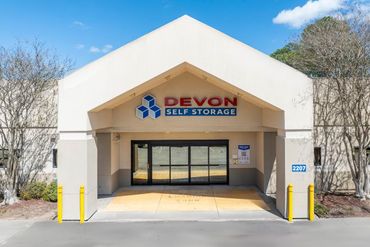 Devon Self Storage - 2207 West Pinhook Road Lafayette, LA 70508