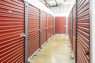 Devon Self Storage - 2207 West Pinhook Road Lafayette, LA 70508