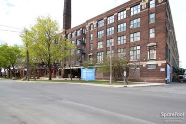 East Bank Storage - 35th & Racine - 1200 W 35th St Chicago, IL 60609