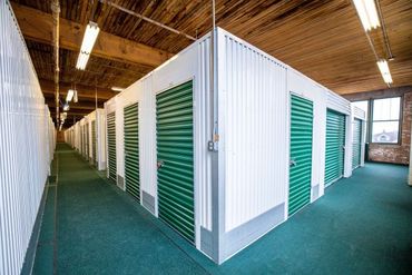 East Bank Storage - 35th & Racine - 1200 W 35th St Chicago, IL 60609