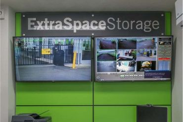 Extra Space Storage - 2909 Southeast 67th Avenue Beaverton, OR 97078