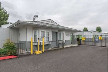 Extra Space Storage - 2909 Southeast 67th Avenue Beaverton, OR 97078