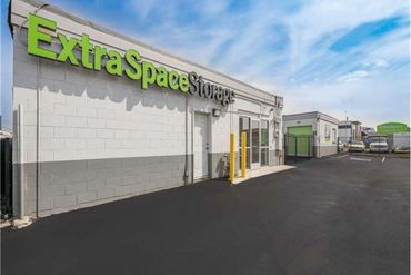 Extra Space Storage - 11855 East 40Th Avenue Denver, CO 80239