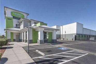 Extra Space Storage - 3225 North Jones Boulevard Las Vegas, NV 89108