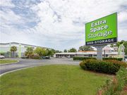 Extra Space Storage - 4950 North Dixie Highway Oakland Park, FL 33334