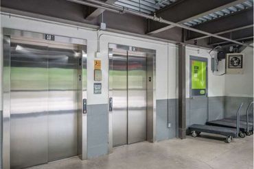 Extra Space Storage - 2035 Powers Ferry Road Marietta, GA 30067