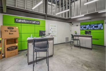 Extra Space Storage - 2035 Powers Ferry Road Marietta, GA 30067