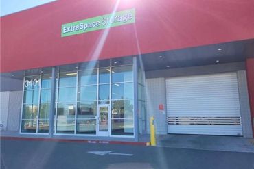 Extra Space Storage - 3401 West Greenway Road Phoenix, AZ 85053