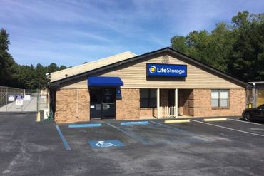 Extra Space Storage - Highway 138 Southwest Riverdale, GA 