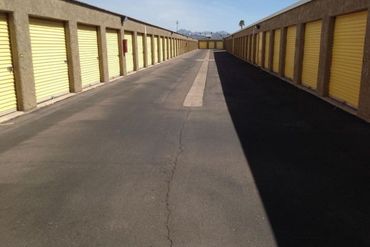 Extra Space Storage - 139 North Greenfield Road Mesa, AZ 85205