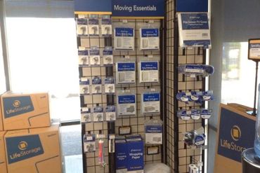 Extra Space Storage - 139 North Greenfield Road Mesa, AZ 85205