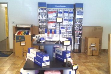 Extra Space Storage - 1928 East Bell Road Phoenix, AZ 85022